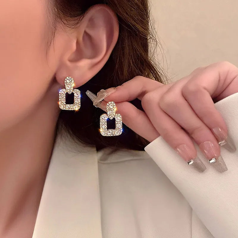 The Lilliputian stud earrings