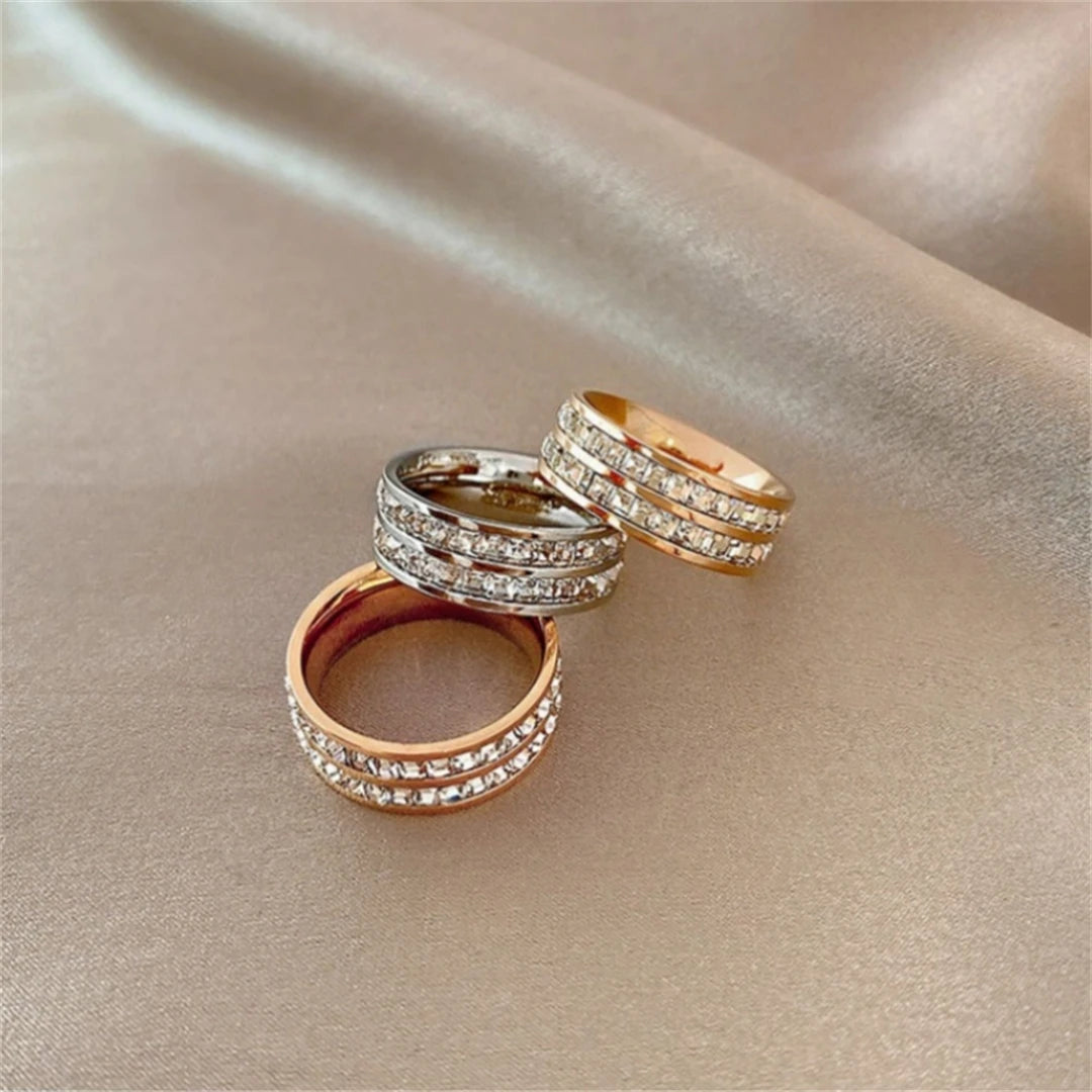 Women's Romantic Engagement ring