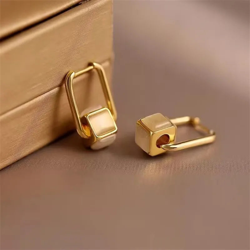 The Lilliputian stud earrings